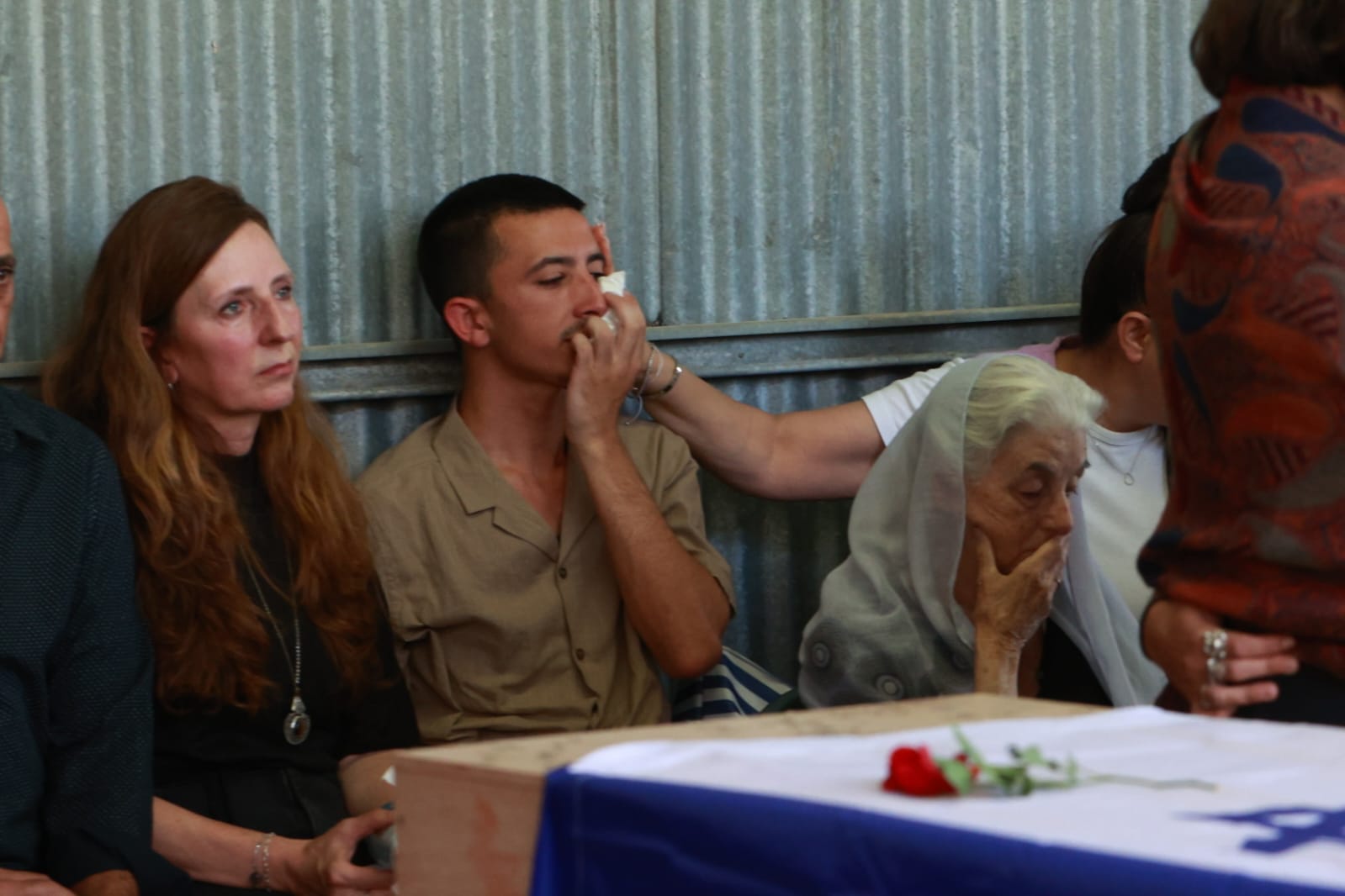 ההלוויה של שני לוק ז"ל