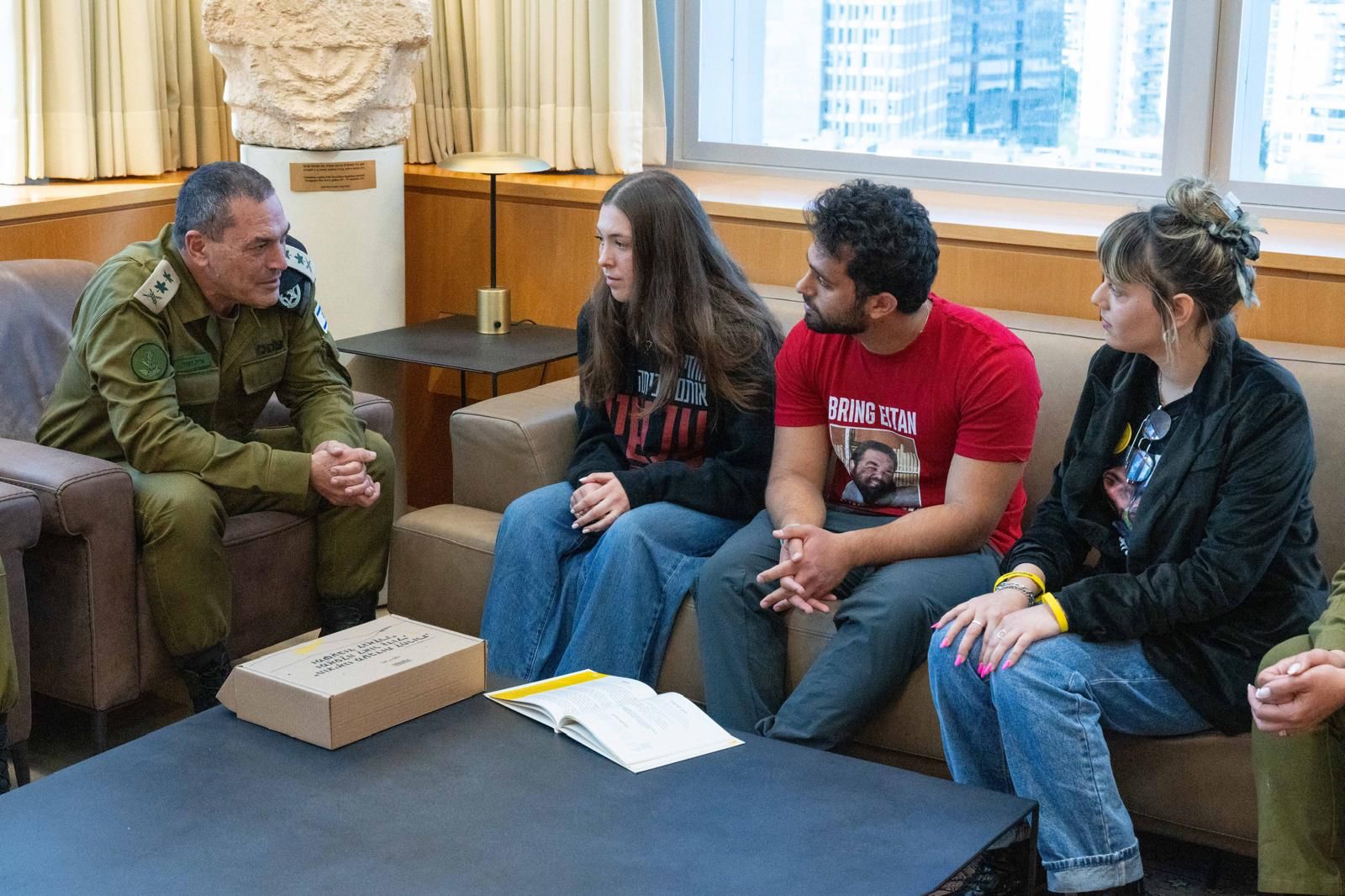 Chief of Staff Zamir with Naama Levy, her brother Amit, and May Maier 