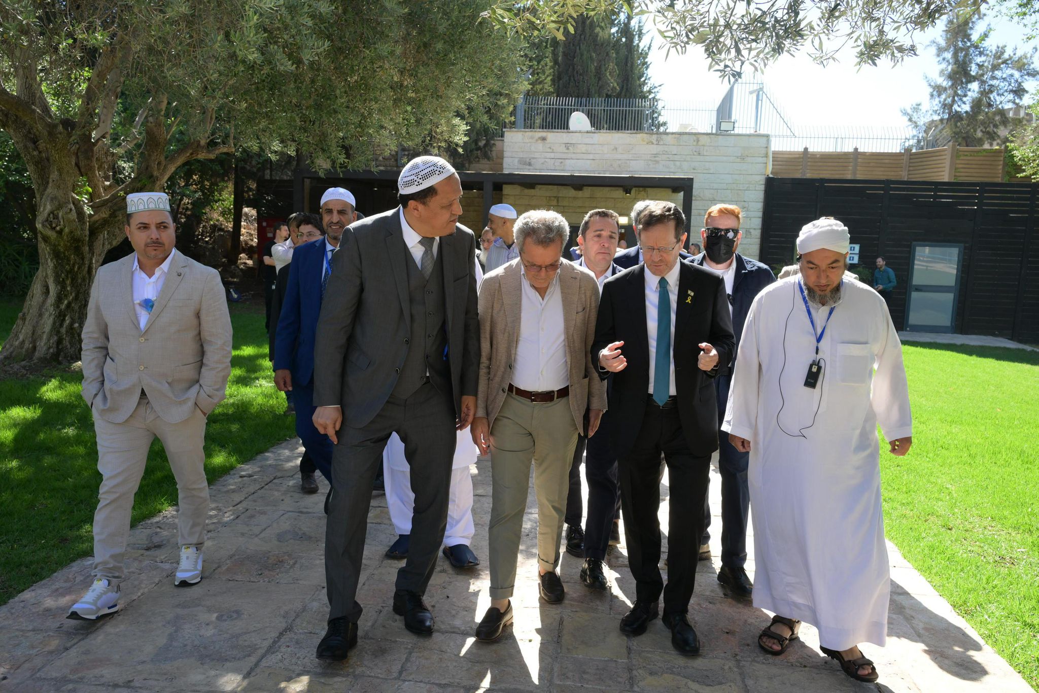 President Herzog meets with Imams