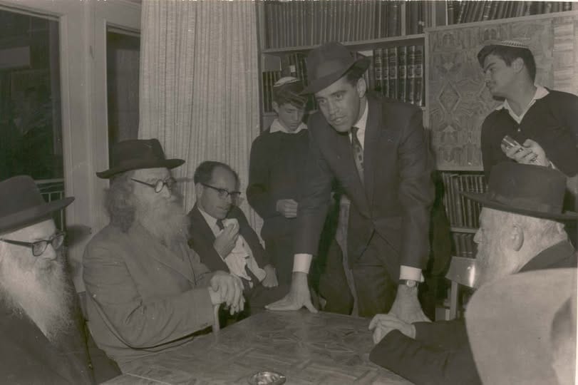 Arthur with Rabbi Zvi Yehuda Kook, the Nazirite Rabbi, and Rabbi Shalom Natan Raanan, Rabbi Kook's son-in-law, photo: Courtesy of Mercaz HaRav
