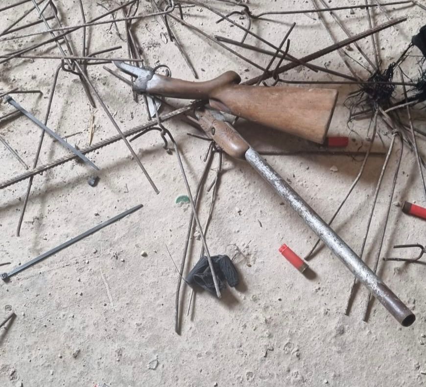 The weapon used near the security barrier