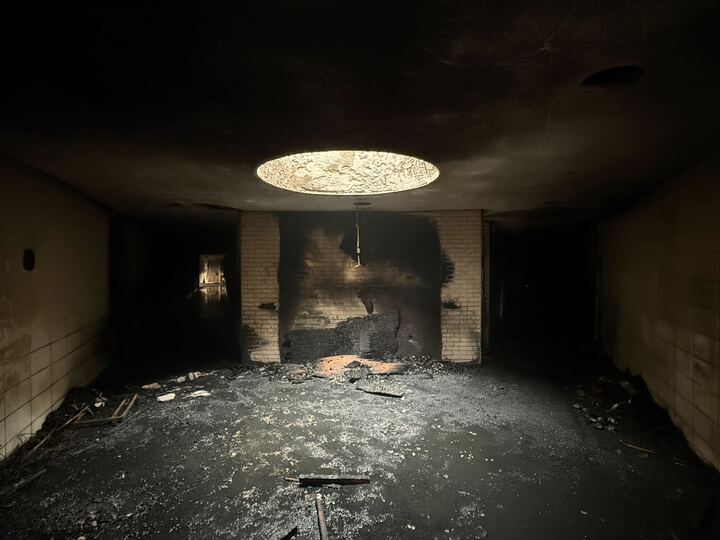 The synagogue after the fire 