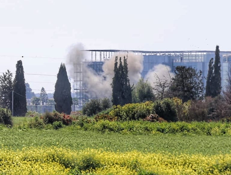 זירת הנפילה בסמוך לכביש 1 במחלף בן שמן