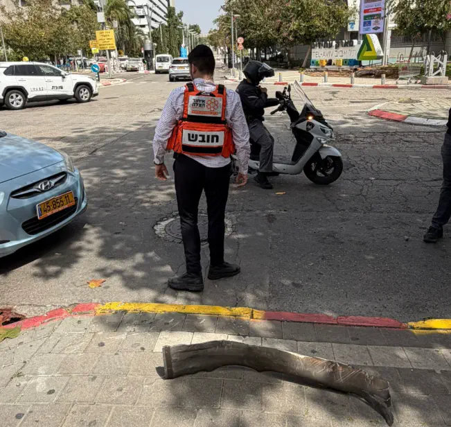 Missile fragment in Tel Aviv following Iran launch