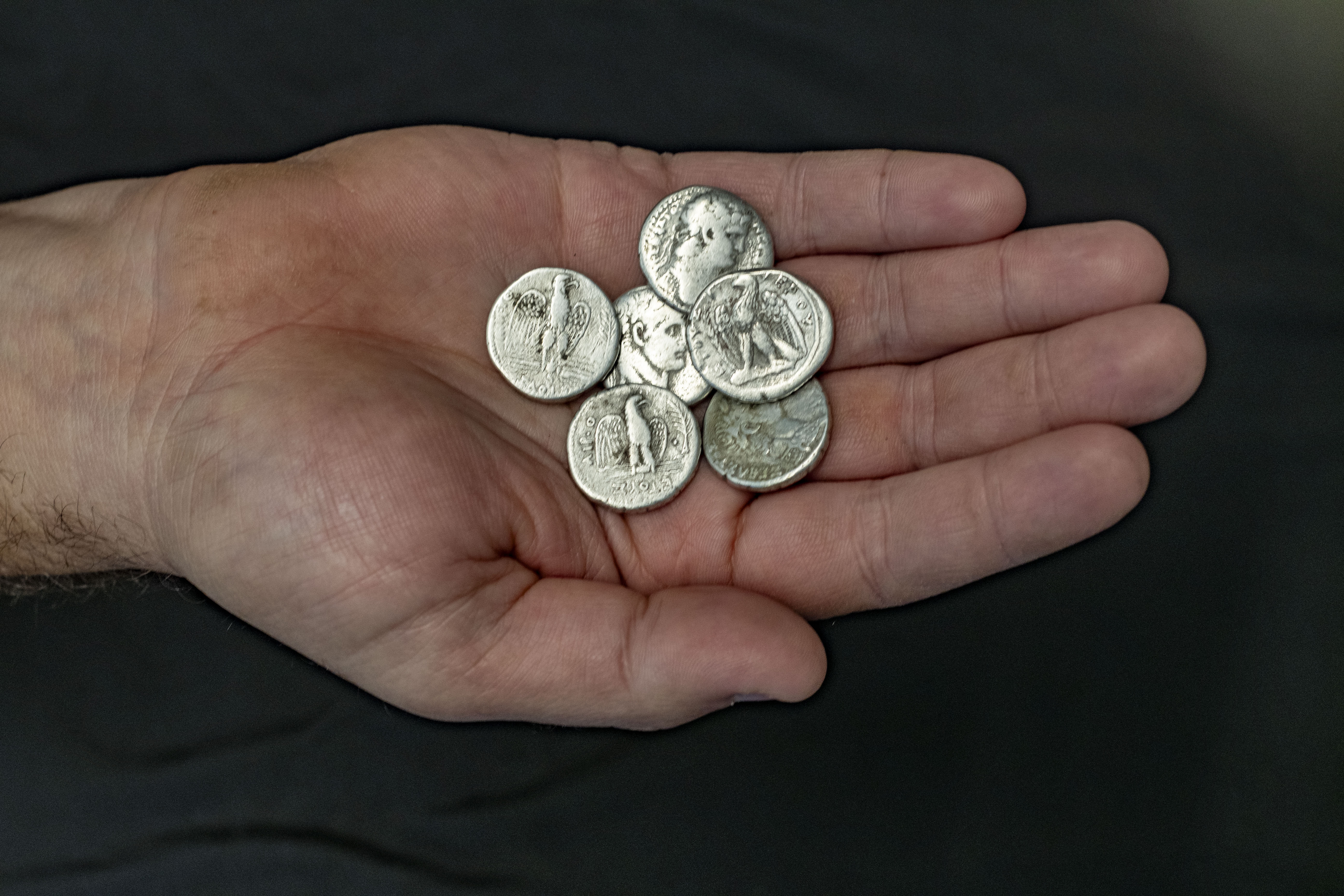 The silver coins 
