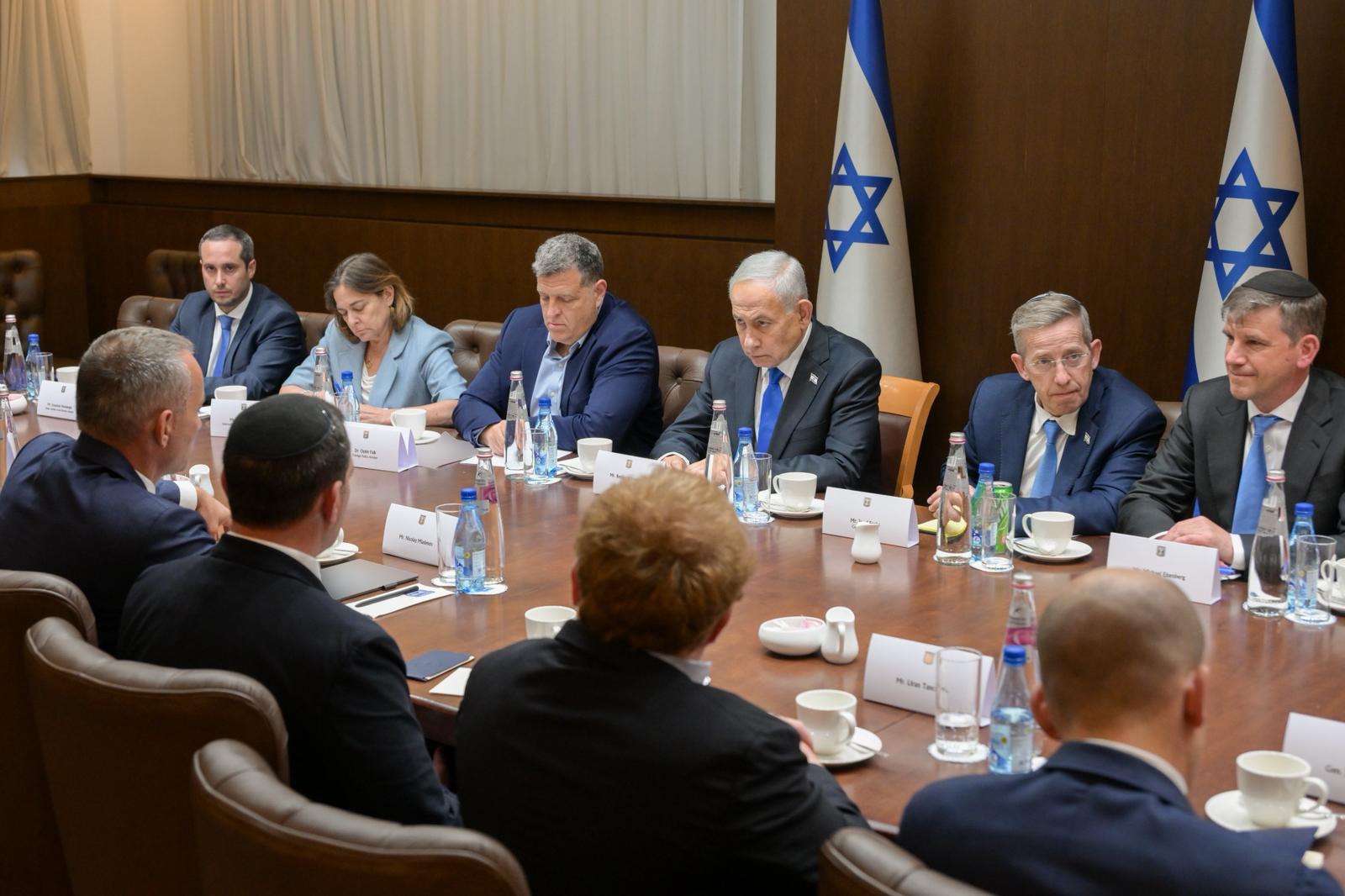 נתניהו במפגש עם ניקולאי מלאדנוב