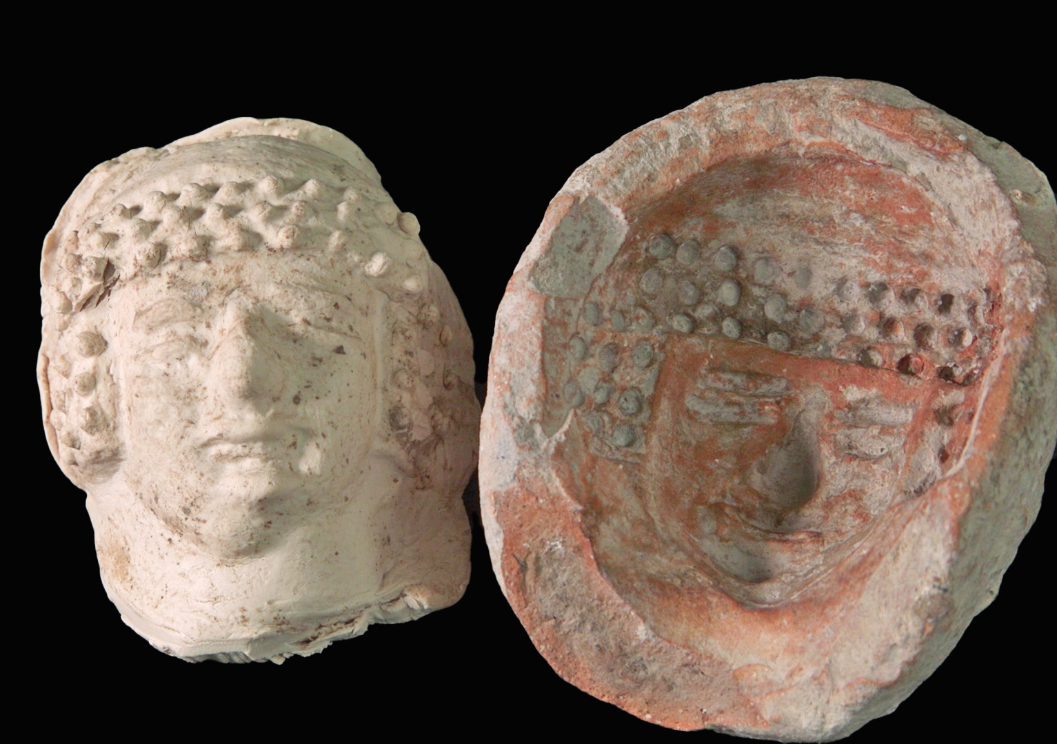 The mold used to produce the face of the female figurine, alongside the reconstruction produced from it. Credit: Emil Aladjem, Israel Antiquities Authority