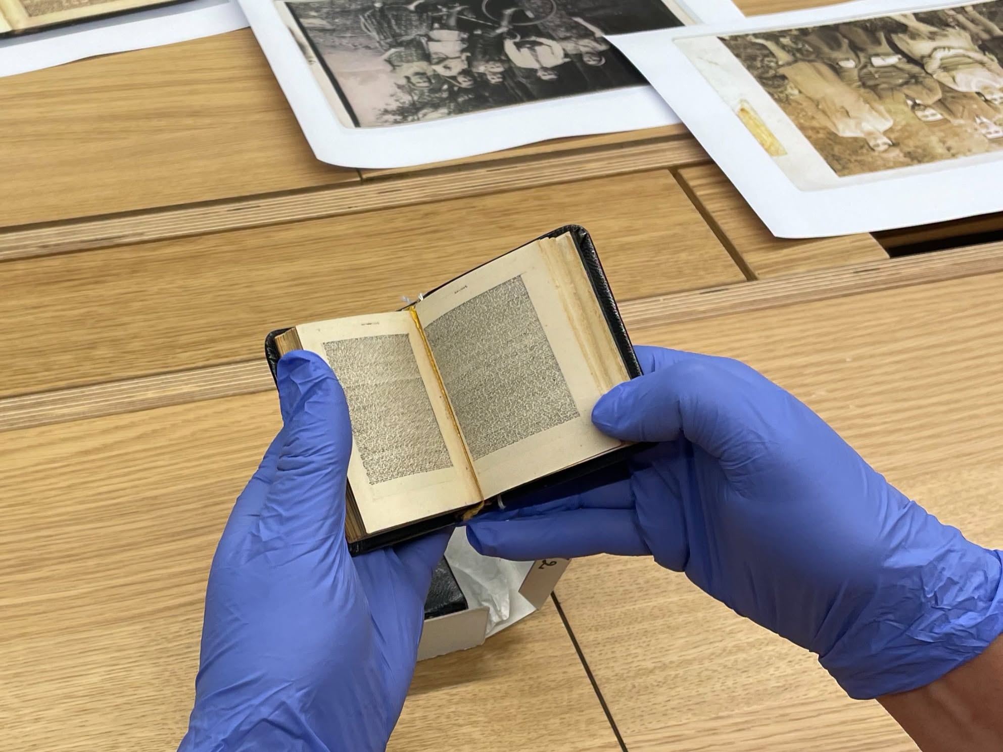 The tiny Bible