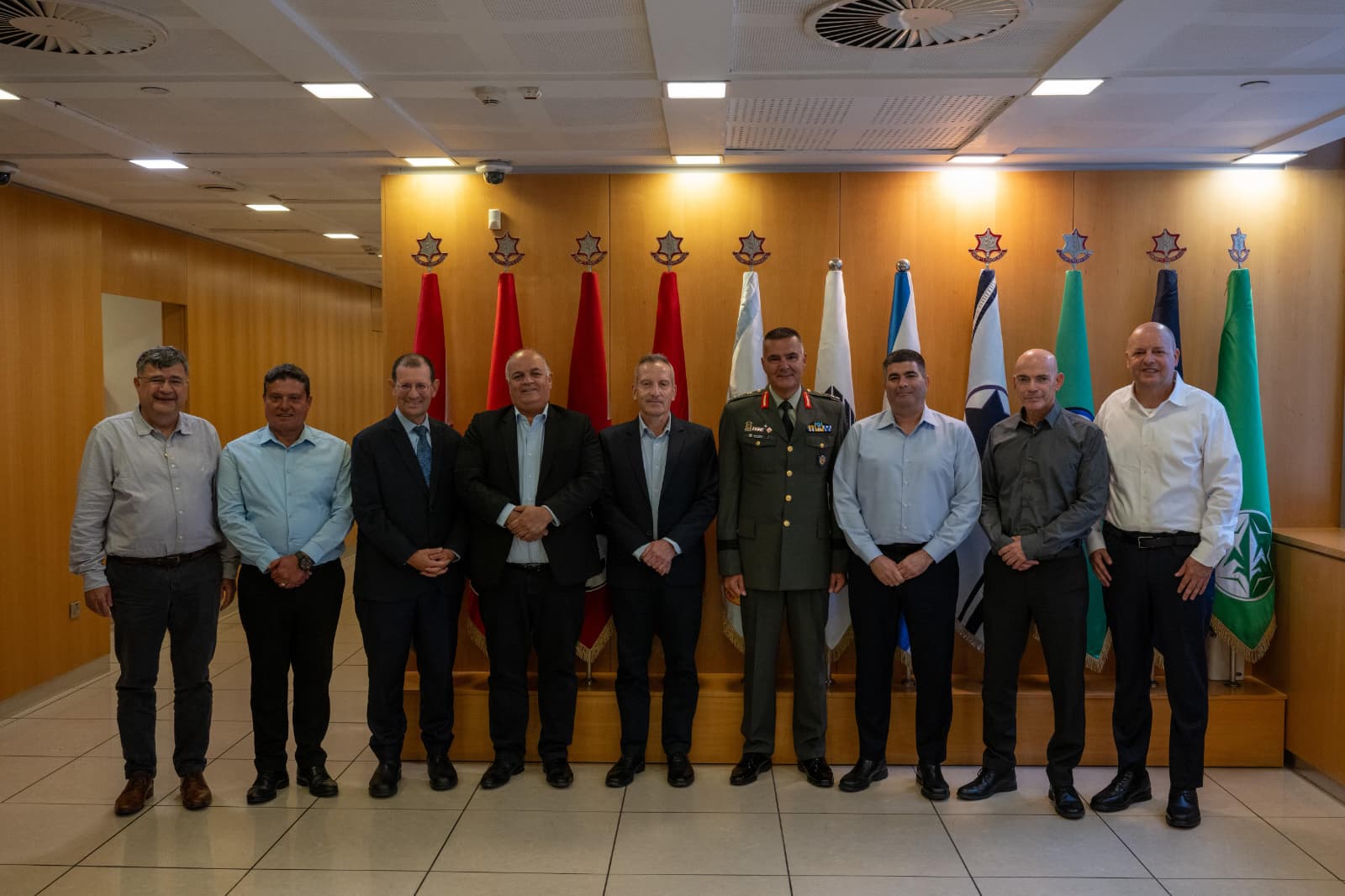 Israel and Greece sign major defense deal