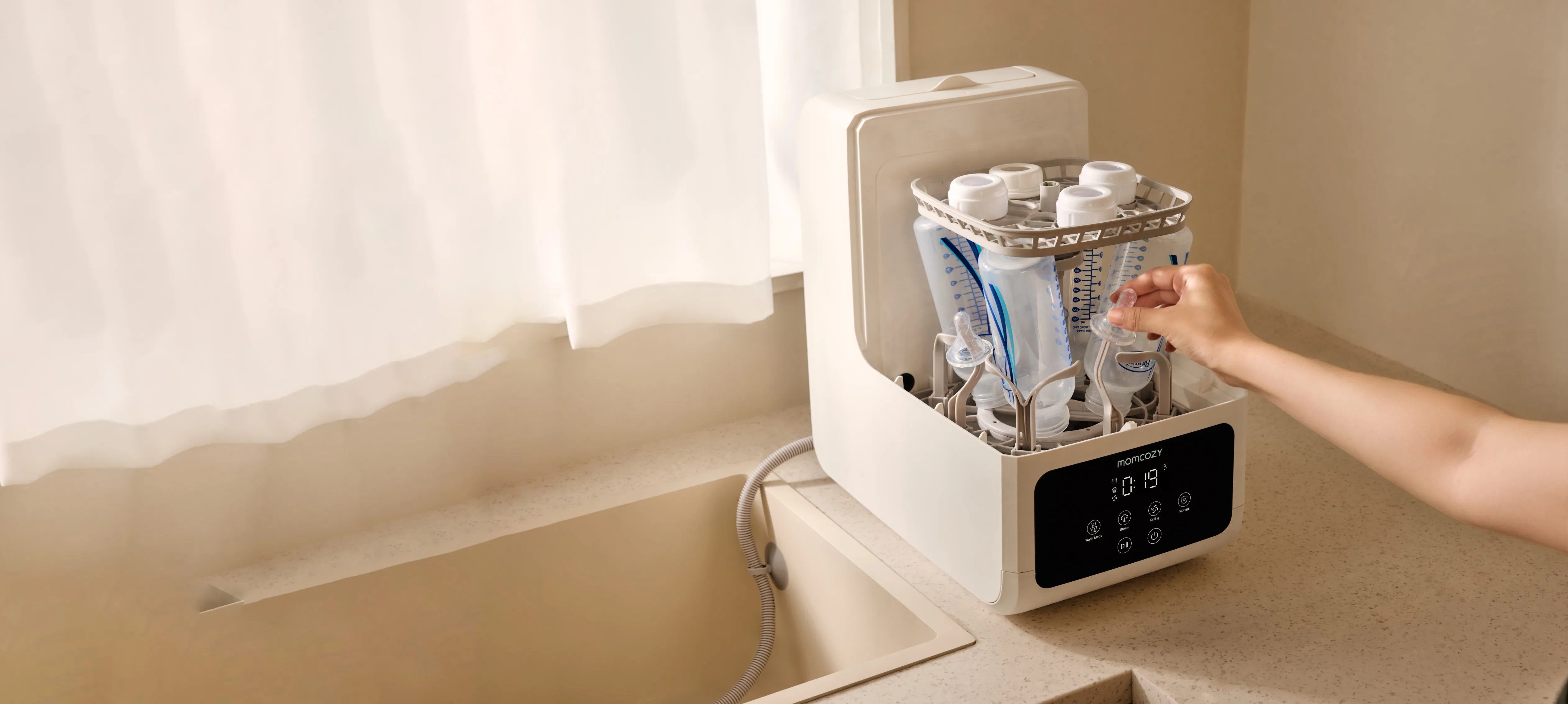 How Countertop Bottle Washers Help Pump Kits