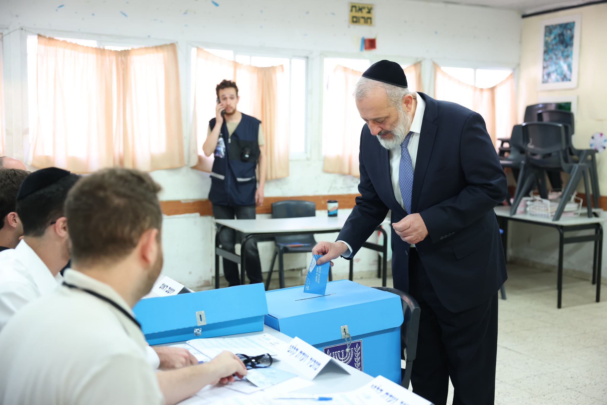 Deri voting