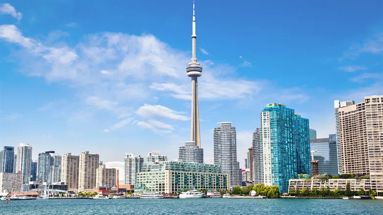 Record-breaking 60,000 people flood Toronto streets for 'Wal