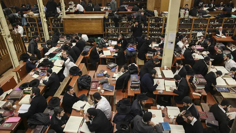 Rabbi Stav: Torah study bill distorts core Jewish 