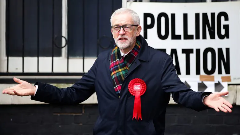 Nekdanji voditelj laburistov Corbyn ustanovil novo stranko