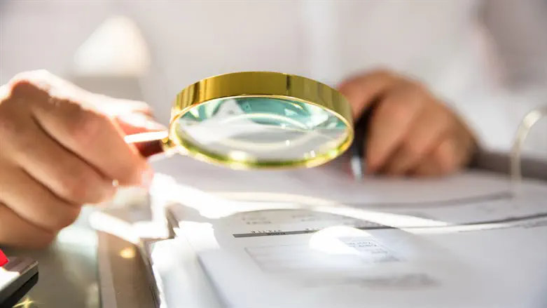 NIS 5 million fraud: Electricity bills allegedly erased for cash