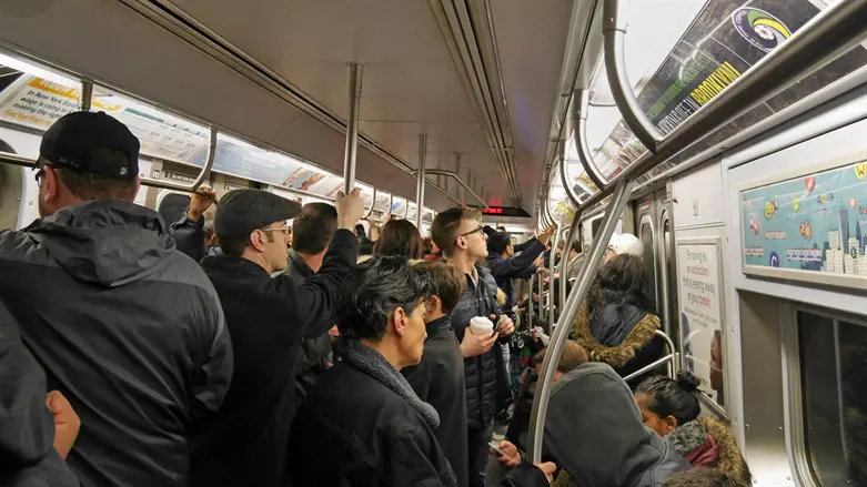'Jews are eating kids': Disturbing antisemitic attack on NYC subway