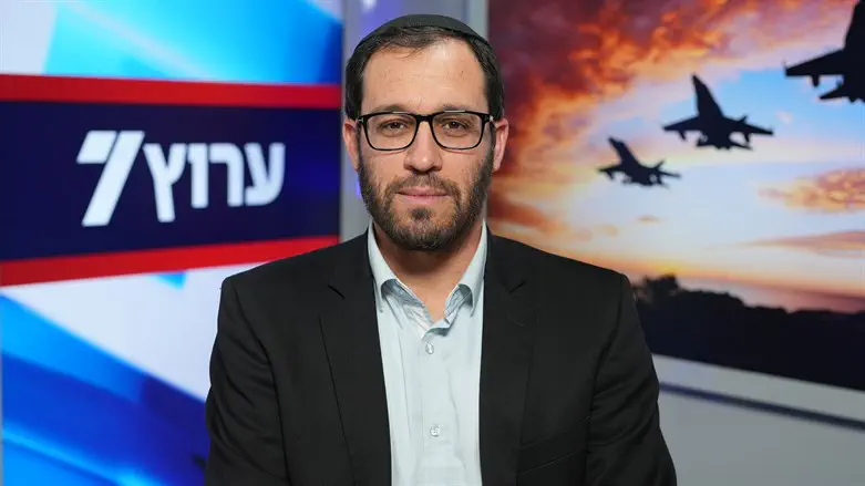 This fighter pilot's new target: Israel's 'Deep State'