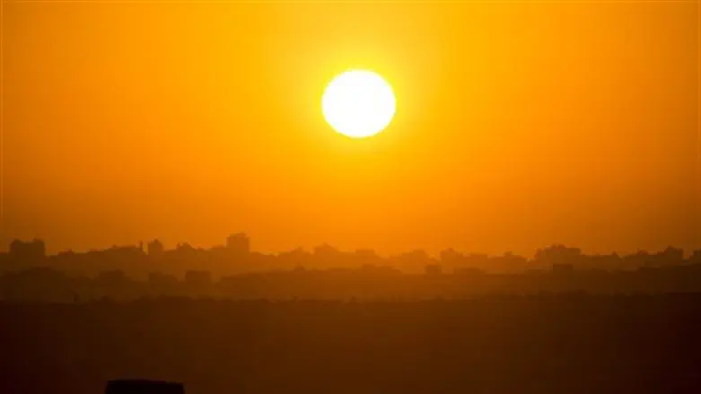 Extreme heat wave continues, expected to worsen