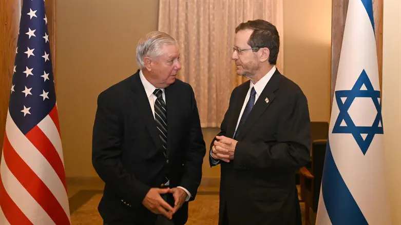 Herzog heartbroken by Lindsey Graham's death: 'I will miss him'