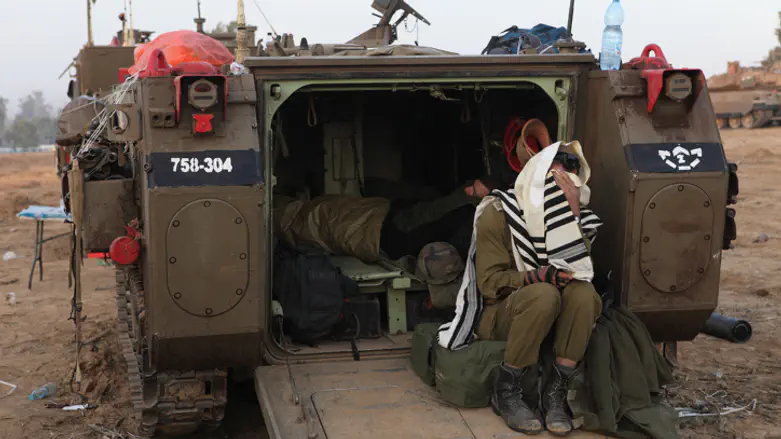 Women in the IDF: Minister Katz directs IDF to avoid conflict with religious public