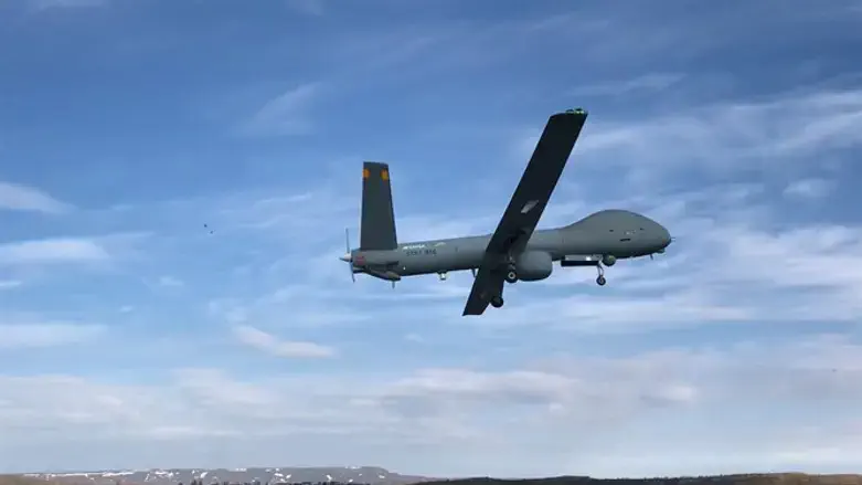 Watch: UAV operator and ground troops work to eliminate terrorist planting explosives