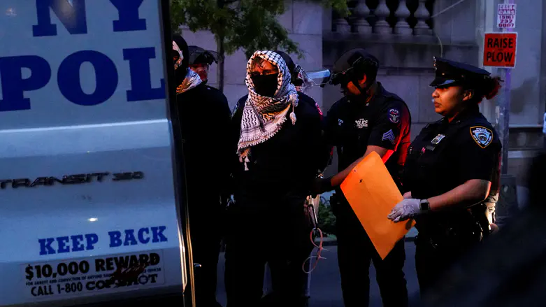 Univerza Columbia kaznovala na desetine študentov zaradi protestov proti vojni v Gazi