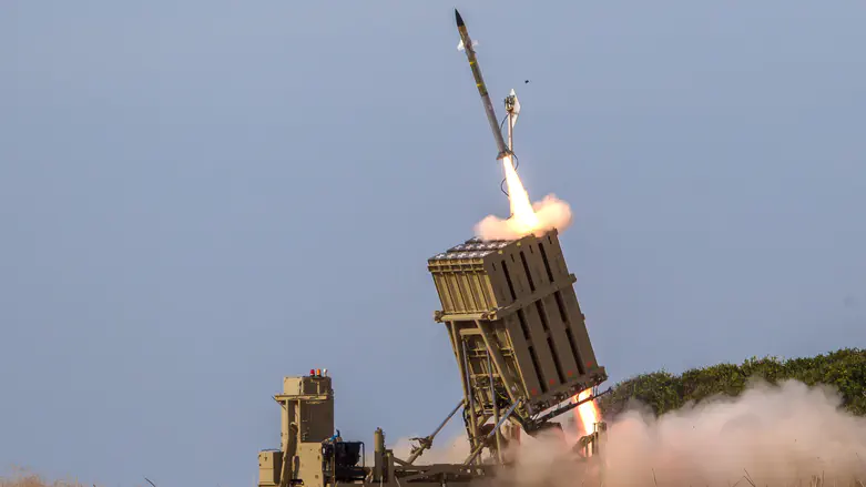 Hamas fires 2 rockets at Netivot