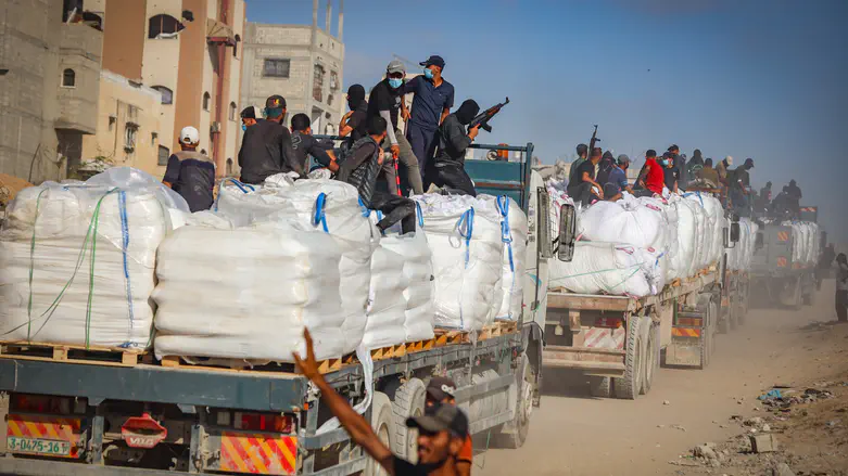 Teroristi Hamasa in Islamskega džihada med vozniki tovornjakov s humanitarno pomočjo v Gazi