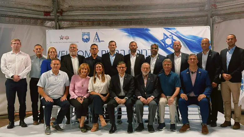 Obisk ameriškega predsednika parlamenta naselja na Zahodnem bregu sprožil obsodbe