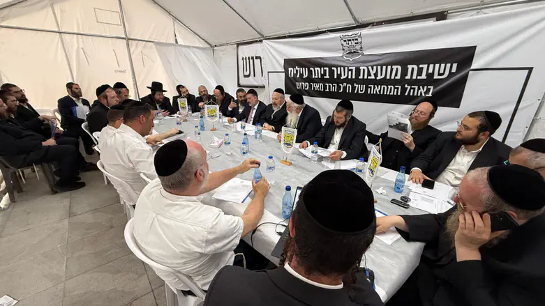 Haredi MK warns of violence over haredi draft