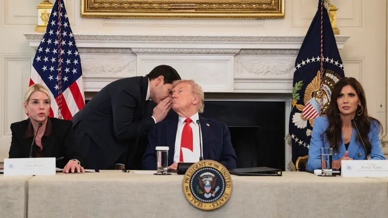 Trump recieves note from Rubio, announces deal is "very close"