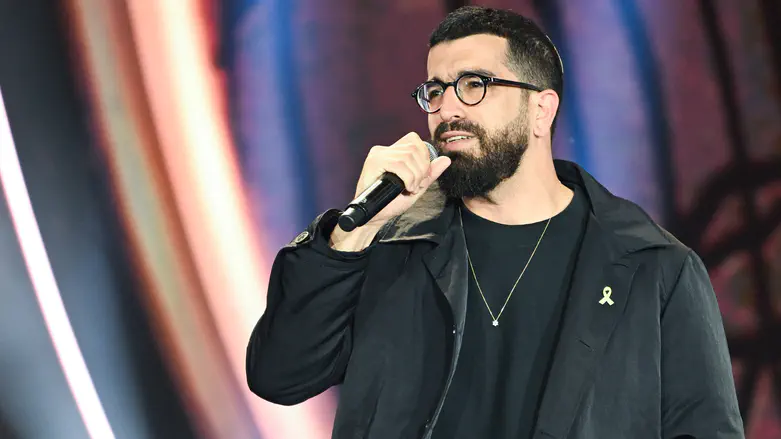 Pro-Palestinian activists target Israeli singer's Paris conc