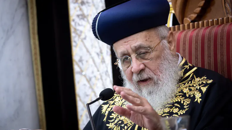 Rabbi Yitzhak Yosef: 'You can trust Eisenkot; Netanyahu's a liar'