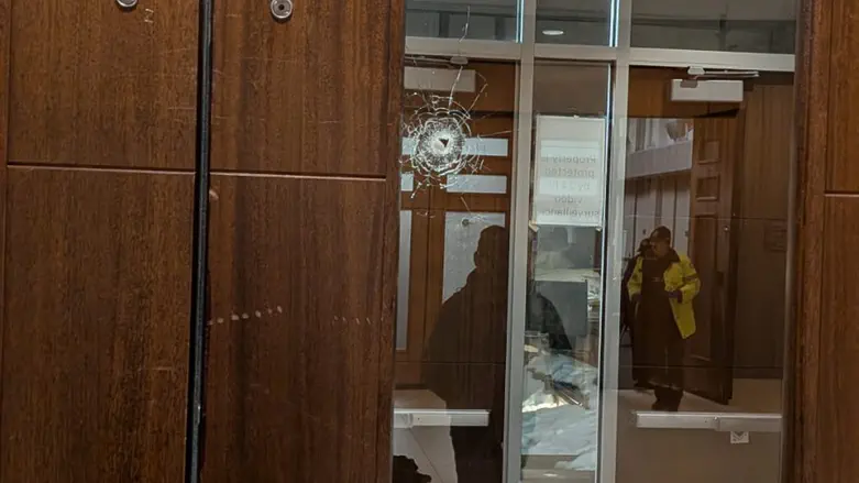 Second suspect arrested in Toronto synagogue shootings
