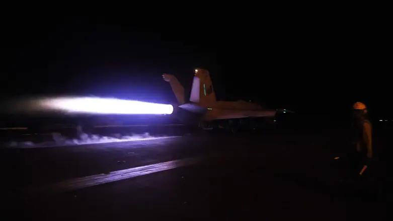 Report: Trump weighs ground assaults on Iran's oil and nuclear targets