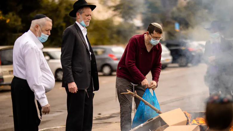 Erev Pesach and holiday times 2026