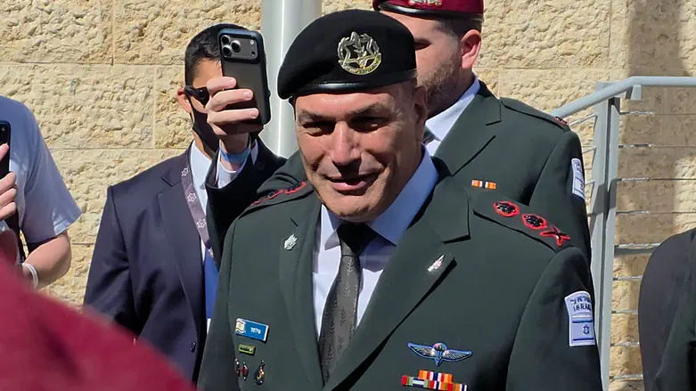 Watch: Chief of Staff's message to paratroopers at Yad Vashem