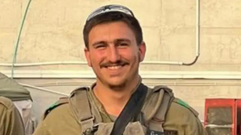 Fallen commander becomes moral compass for his tropps