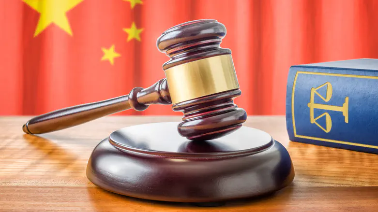 Two former Chinese ministers sentenced to death for corruption