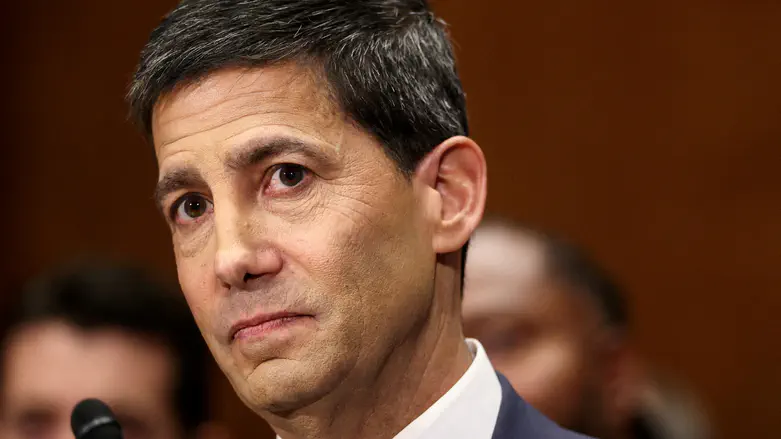 Senate confirms Kevin Warsh as chairman of Federal Reserve