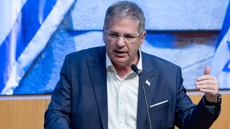 Education Ministry sets date to reopen schools