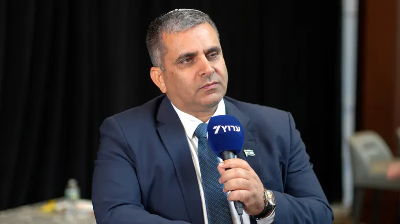 Minister: 'I'm not willing to have a fake law'