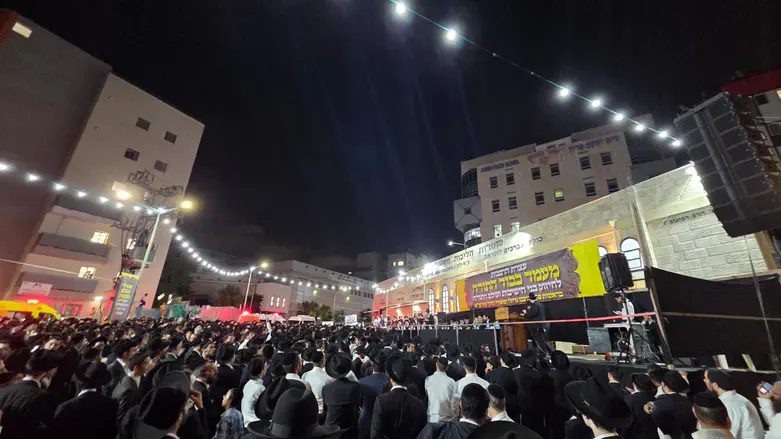Haredi anti-draft protest: 'The Chief of Staff is cursed, soldiers are dying'