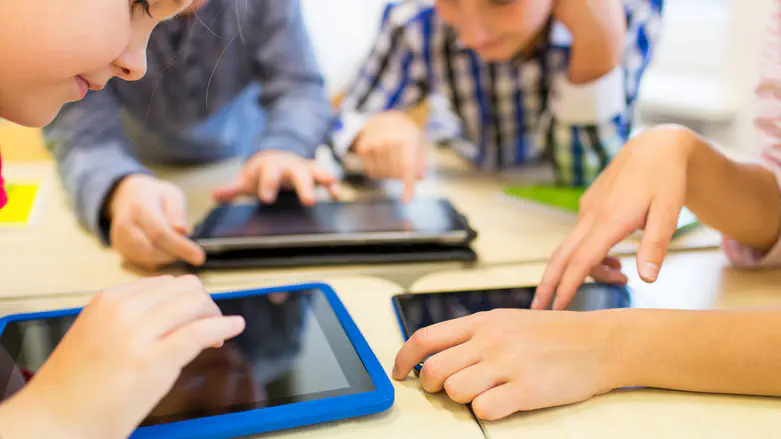 Education Ministry weighs special education funding cuts