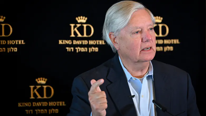 Trump: Lindsey Graham 'one of the greatest people' I ever knew