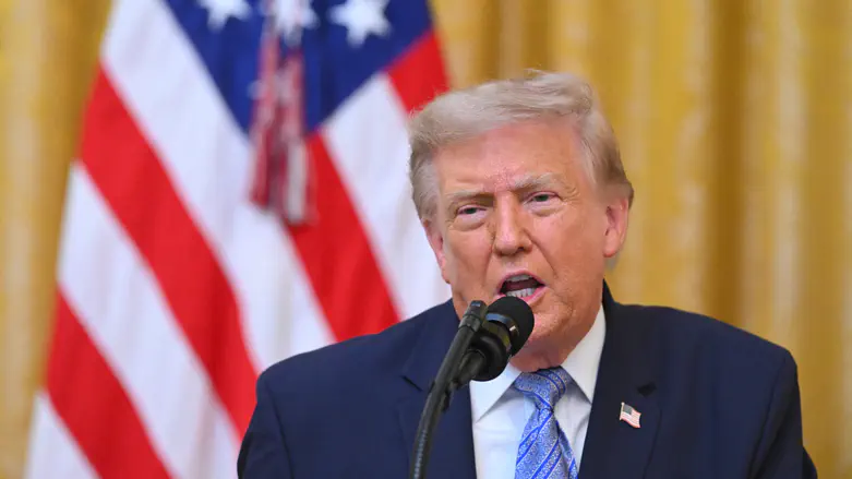 Trump: 'I want to give Iran every chance before decapitation'