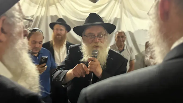 Kazakhstan Rabbi speaks about "magnet" attracting thousands of Jews from around the world