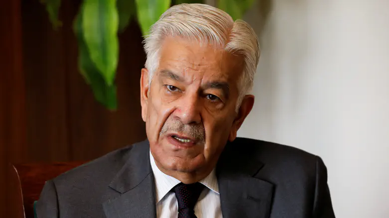 Pakistani Defense Minister demands united military front against 'illegitimate' Israel