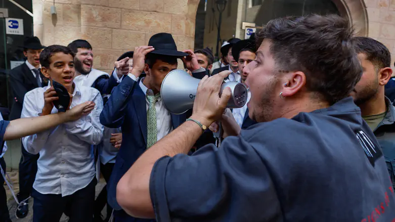 "It's a shame you didn't die": Outrage at haredi protester's words to wounded soldier