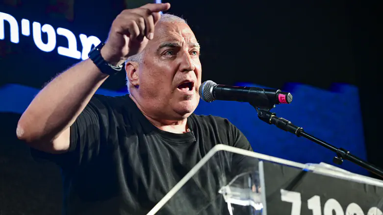 Father of Hostage: 'Terrorists at Nahal Oz spoke Farsi'